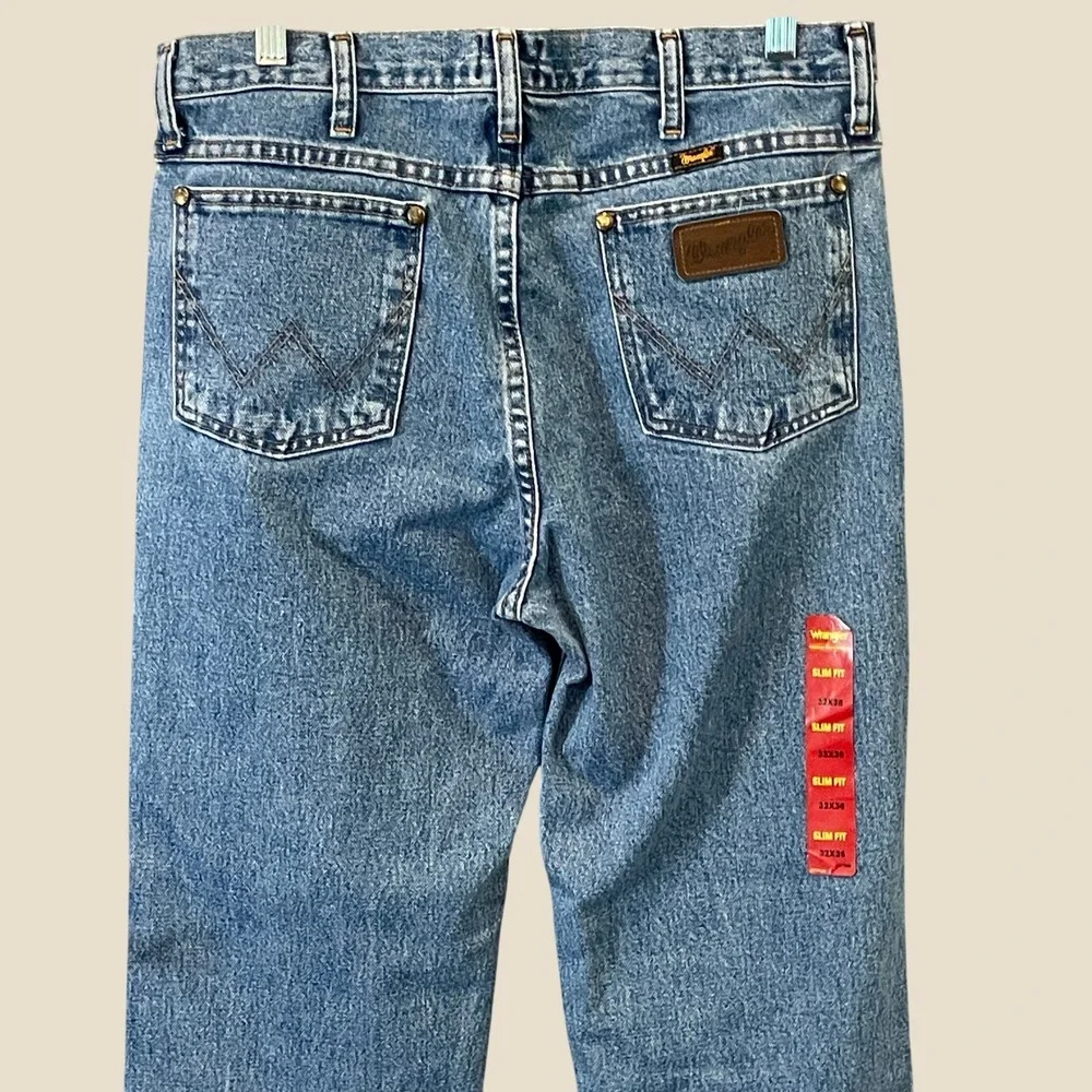 Wrangler 36MWZ Cowboy Cut Slim Fit Jeans Mens 32x36 Stonewash Blue Denim NEW